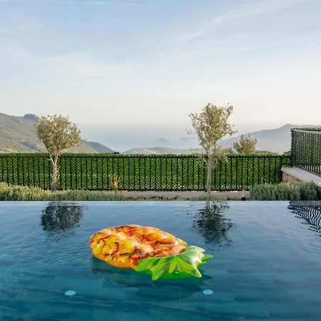 Planet Villas Luxury